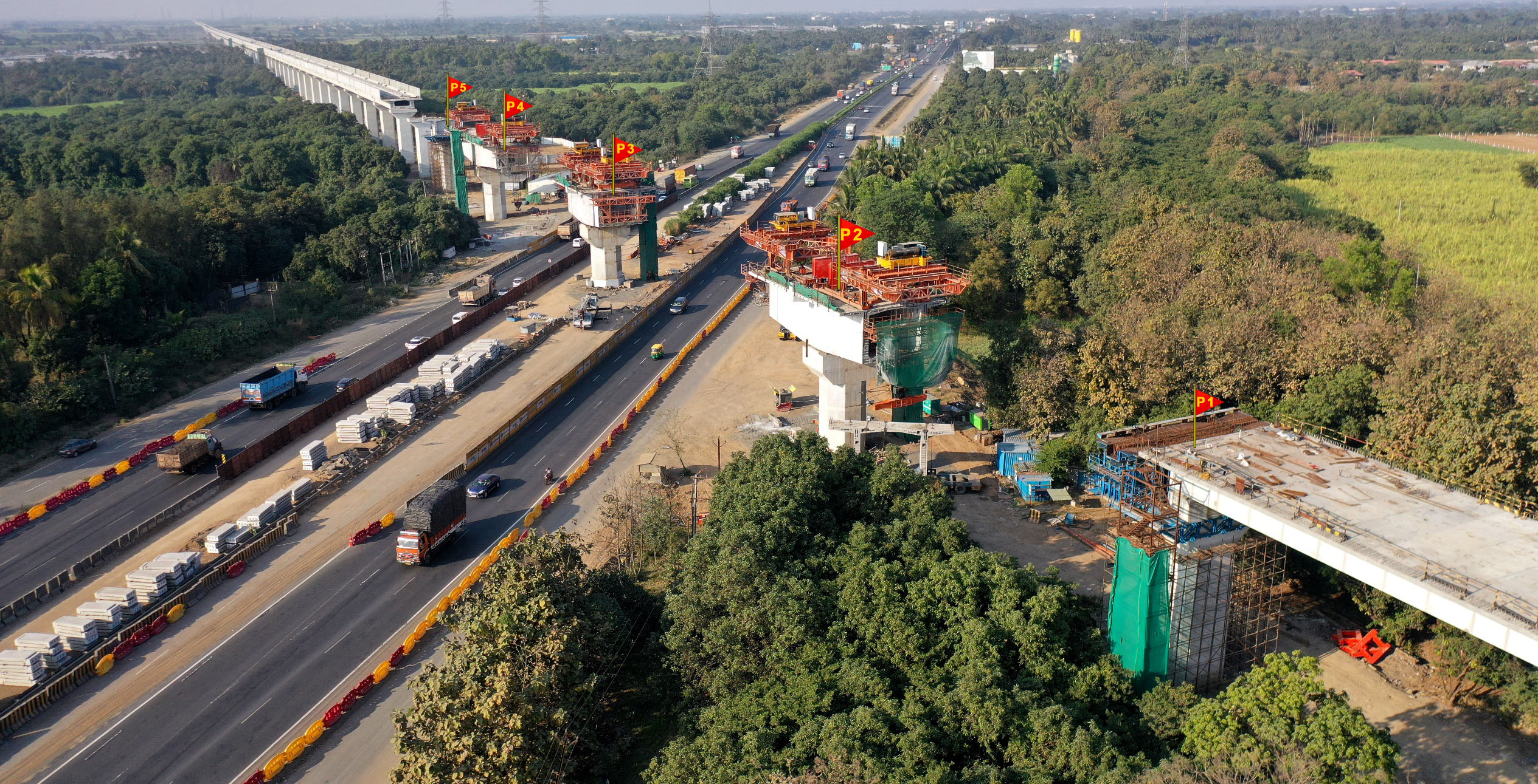 नवसारी जिले में GAD-11 पर सुपरस्ट्रक्चर कार्य प्रगति पर है, फरवरी 2024।